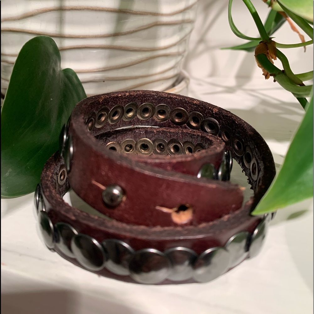 Leather and metal bracelet